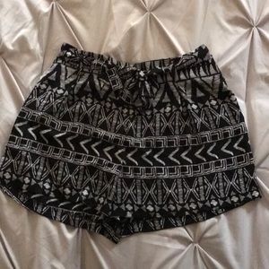 Monteau Shorts Size Large